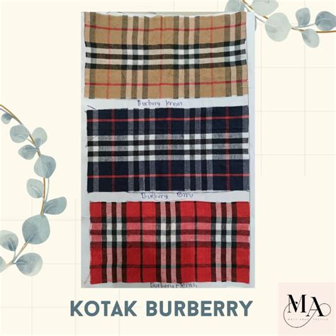 burberry kotak kotak.